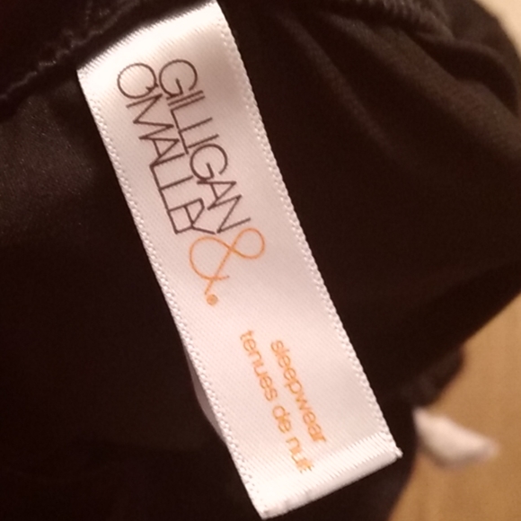 Pjamas - Picture 3 of 5